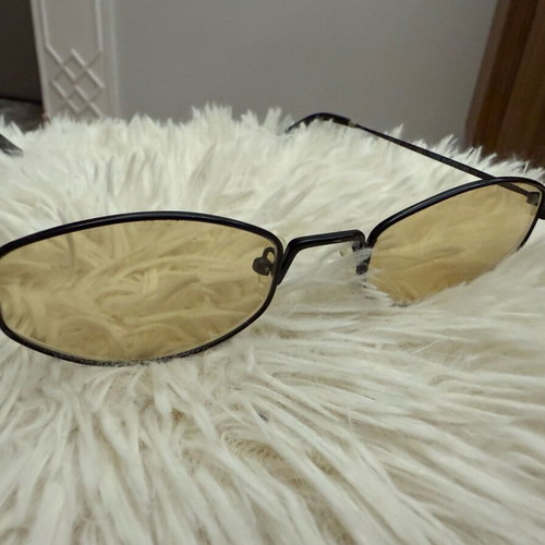 Marjo metal sunglasses used with light-colored lenses