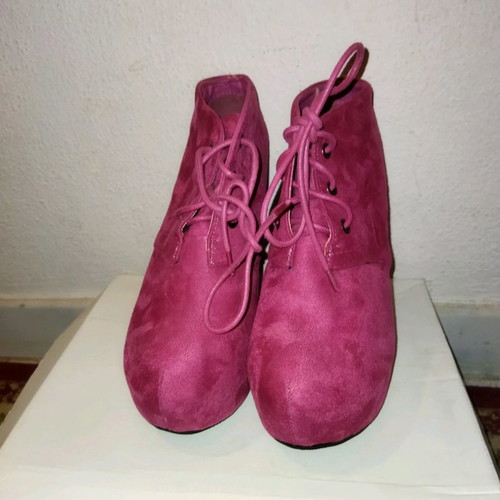 Booties size 40 new pink
