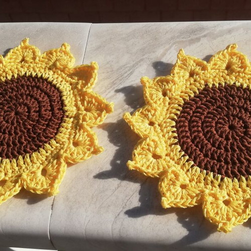 Set of 4 handmade crochet sunflower coasters