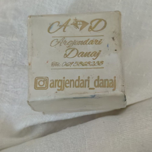 Small jewelry box used
