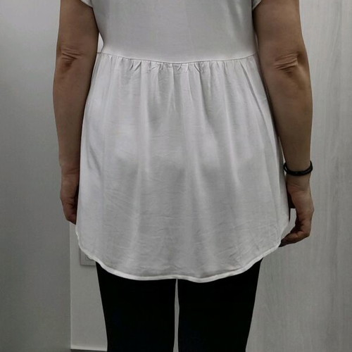 Celestino white short-sleeve blouse with ruffles on sleeve like new, size L