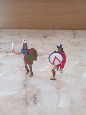 Set of 2 Ancient Greek hoplite figurines, one Leonidas hoplite