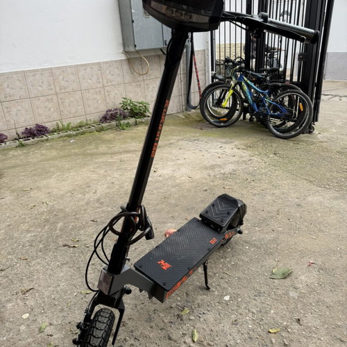 KuKirin G2 and Ebogoo electric scooter bundle