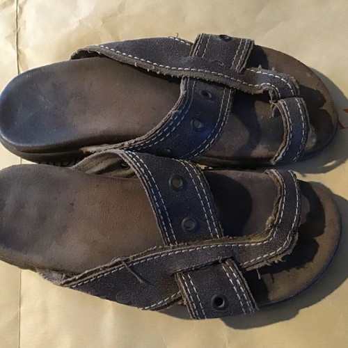 Men's sandals used size 44 in very good condition