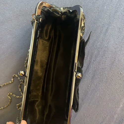 Crossbody bag