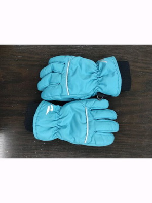 Snow gloves like new