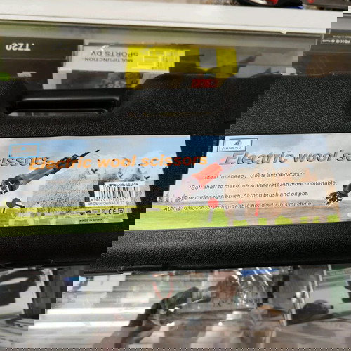 Professional Electric Sheep Shearer 690W New with 6 Speeds