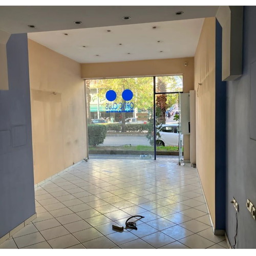 Commercial Store 43sqm for Rent in Nikaia Perivolaki Central