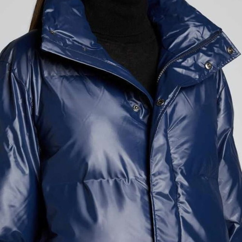 Rains Boxy Puffer Jacket new, women's size S-M, shiny blue