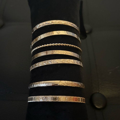 Set of 7 adjustable bracelets gold color new