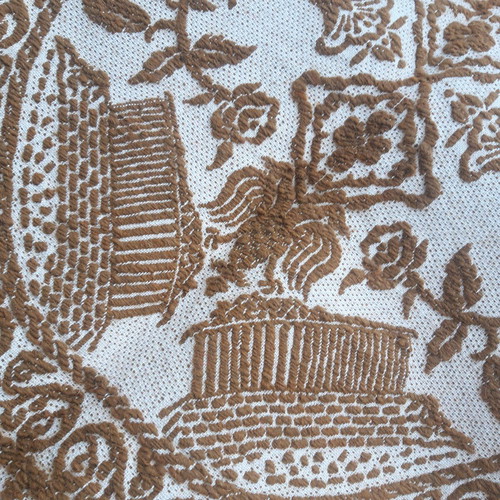 Woven bedspread like new, size 1.63×2.32 m
