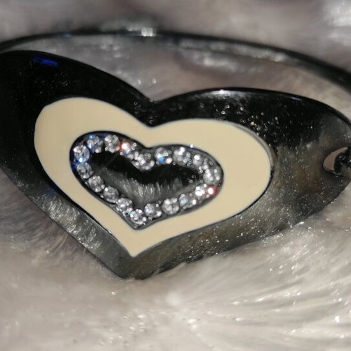 Women's bracelet like new heart-shaped silver