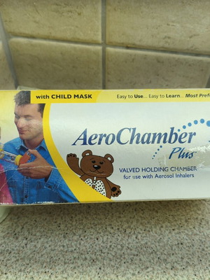 AeroChamber Plus inhalation chamber with child mask used