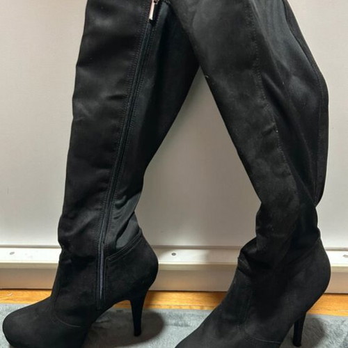 Stiletto boots like new, size 39, black, knee-high