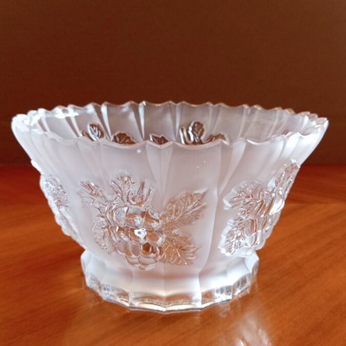 Vintage heavy crystal fruit bowl with embossed grapes