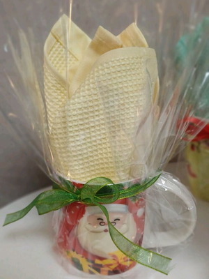 Tupperware glass towel new in gift packaging