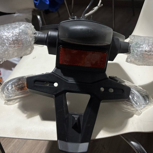 Genuine Yamaha Tracer 900 GT 2020 tail light with flash new
