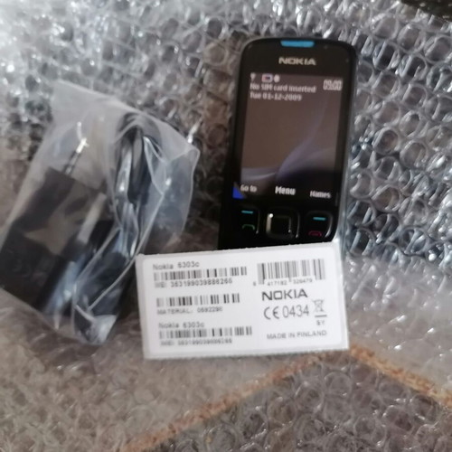 Nokia phone brand new, black, 16GB, up to 7.9 MP camera