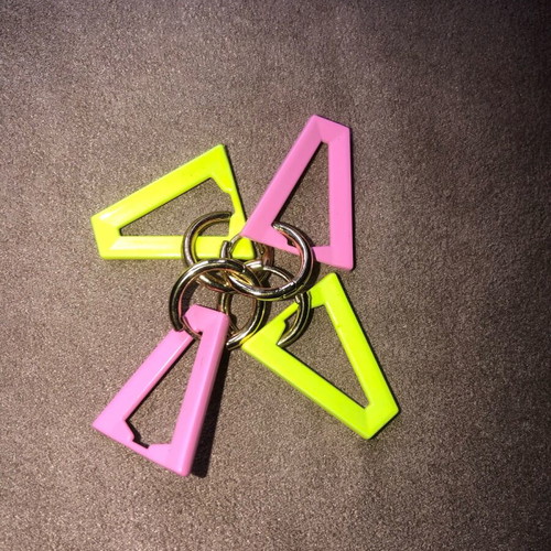 Earrings 2 pairs like new, pink and yellow fluo