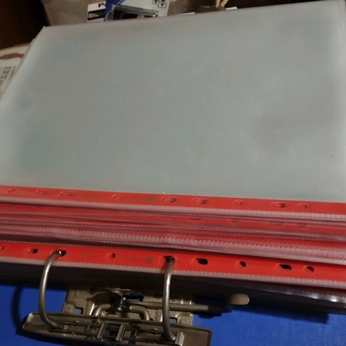 Plastic sleeves for A4 like new, 190 pieces with binder