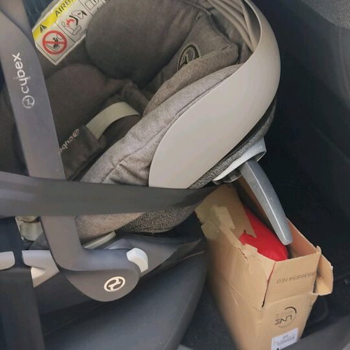 Cybex Cloud Z i-Size Platinum car seat used