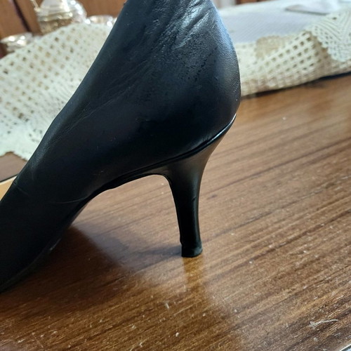 Leather pumps used, black, size 39