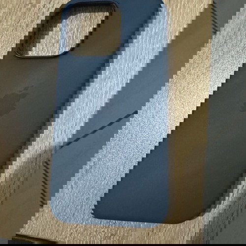 Θήκη iPhone 15pro μεταχειρισμένη γνήσια