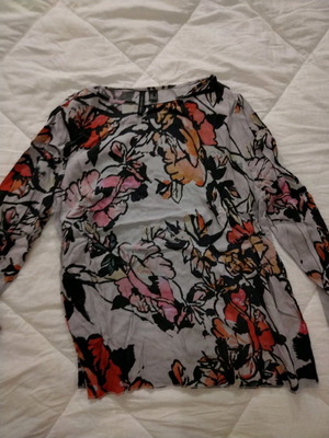 H&M Floral T-shirt