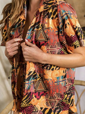 Be A Bee Couture printed shirt S/M like new, ethnic boho style