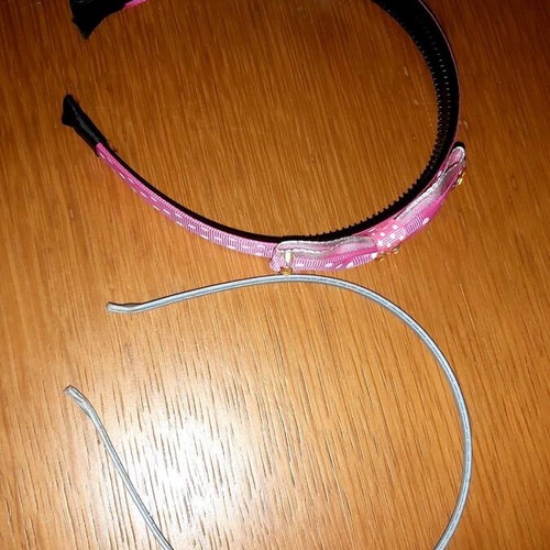 Set of two hairbands new, blue and pink
