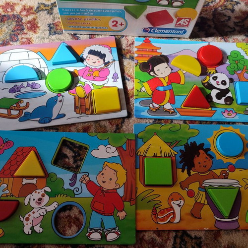 Educational board game Shapes & Colors used for children from 2 years old