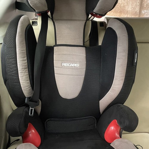 Recaro Monza Nova 2 child car seat like new, ISOFIX base, 15-36 kg