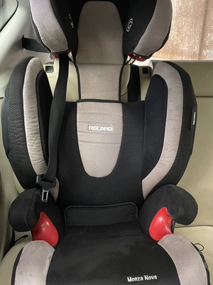 Recaro Monza Nova 2 child car seat like new, ISOFIX base, 15-36 kg