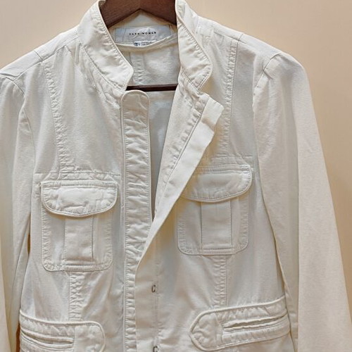 Zara white denim jacket like new, size L