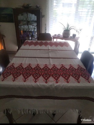 Traditional Greek Woven Tablecloth like new with Minoan design