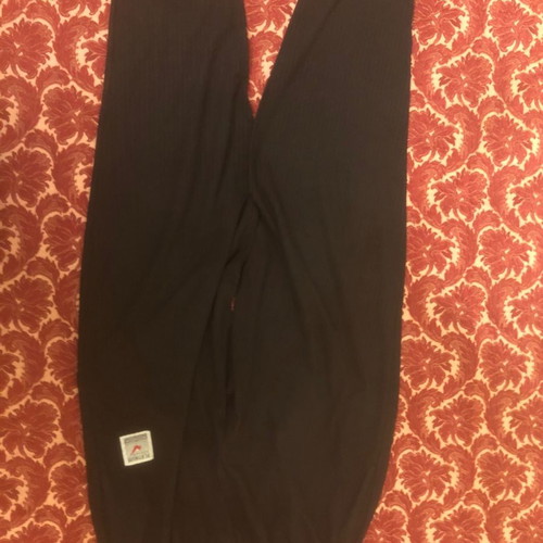 Platinum USA tracksuit medium black lightly used, 2 pieces