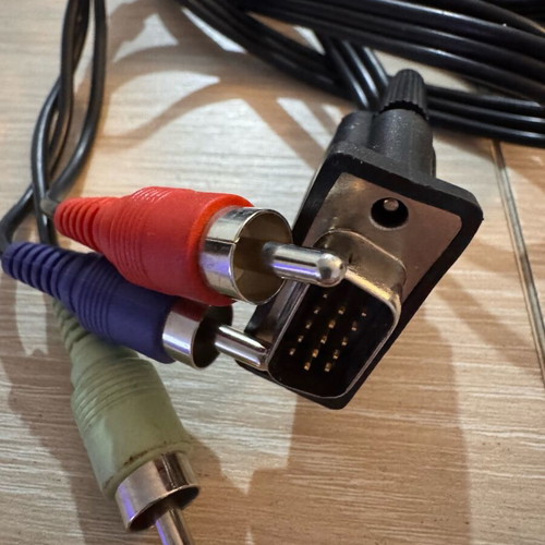 VGA to RCA video cable like new