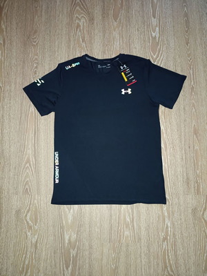 Under Armour reflective t-shirt, black, size M