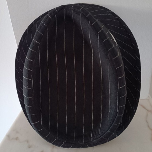 Pork Pie striped hat used, black and white