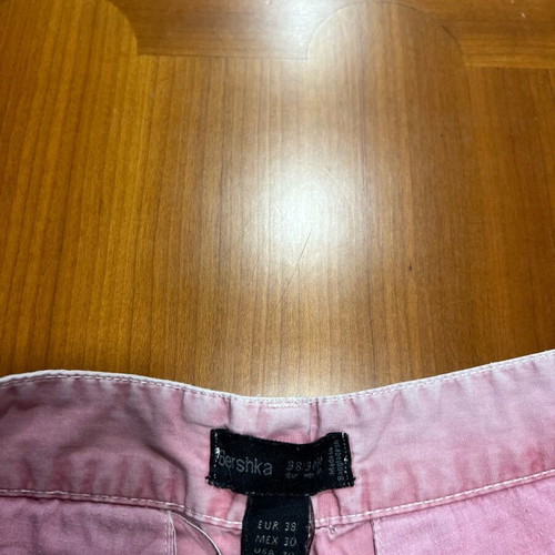 Bershka cargo shorts like new, white with pink, size 38 (M)