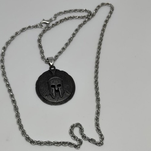 Ancient Spartan Helmet Pendant with Rope Chain like new