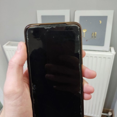 Realme 8i Dual SIM 4GB/128GB used, black with damaged glass