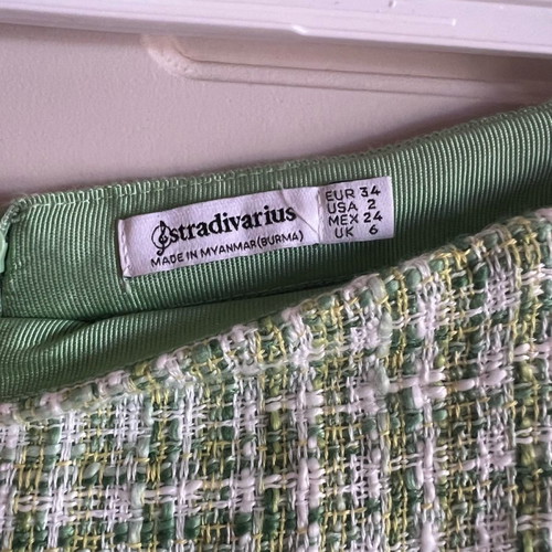Stradivarius mini skirt new tweed with slit and fringes size 34