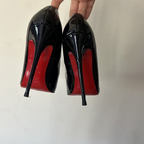 Christian Louboutin So Kate Pumps size 37 black leather like new 10cm