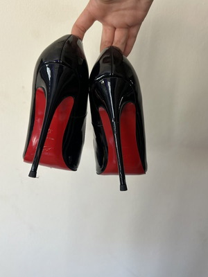 Christian Louboutin So Kate Pumps size 37 black leather like new 10cm