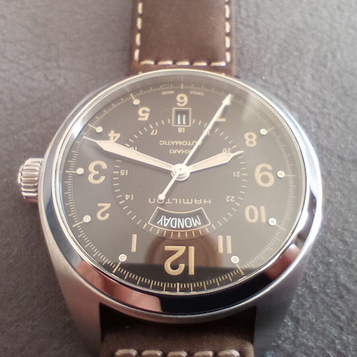 Hamilton Khaki Field Day Date Automatic 42mm watch like new, black and silver