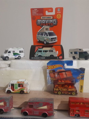 Toy Cars pack of 8 used, scale 1/57, Matchbox, Siku, Majorette