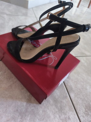 Sandals used, leather insole, size 37, black