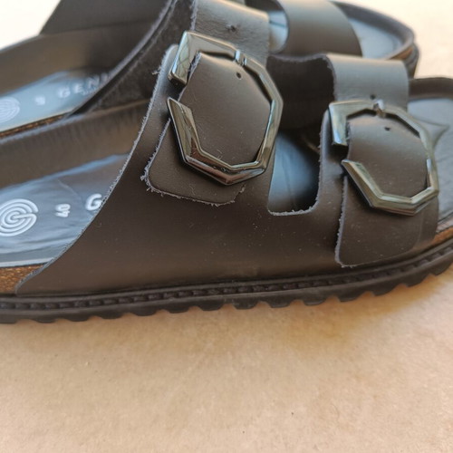 Genuins sandals black size 40 like new