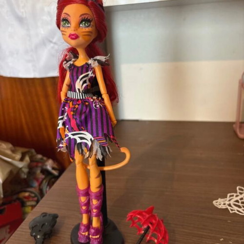 Monster High doll like new